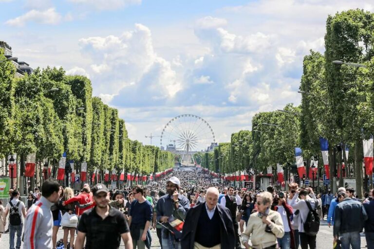 beaucoup de monde